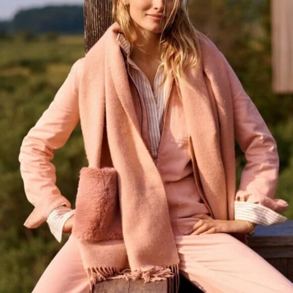 Madewell Cozy Wool Blend Faux-Fur Pocket Cape Scarf Wrap - Picture 16 of 16